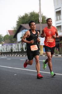 BIB: 21005, 26700
                            <button type="button" onclick="openModal(11220000)" class="btn btn-primary btn-sm float-right btn-popup" data-toggle="modal" data-target=".modal-high-quality">
                        <i class="fas fa-shopping-cart"></i> Add to Cart
                    </button>
                                            <button type="button" onclick="isThisMe(11220000, true)" class="btn btn-success btn-sm float-right btn-popup btn-isme hidden" data-toggle="tooltip" data-placement="bottom" title="นี่คือรูปของคุณใช่ไหม คลิกที่นี่เพื่อเอาเข้าอัลบั้ม">
                        <i class="fas fa-plus"></i> Add to album
                    </button>
                    <button type="button" onclick="isThisMe(11220000, false)" class="btn btn-warning btn-sm float-right btn-popup btn-isnotme hidden">
                        <i class="fas fa-ban"></i> Remove from album
                    </button>