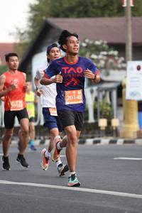 BIB: 20148, 20152, 201
                            <button type="button" onclick="openModal(11229706)" class="btn btn-primary btn-sm float-right btn-popup" data-toggle="modal" data-target=".modal-high-quality">
                        <i class="fas fa-shopping-cart"></i> Add to Cart
                    </button>
                                            <button type="button" onclick="isThisMe(11229706, true)" class="btn btn-success btn-sm float-right btn-popup btn-isme hidden" data-toggle="tooltip" data-placement="bottom" title="นี่คือรูปของคุณใช่ไหม คลิกที่นี่เพื่อเอาเข้าอัลบั้ม">
                        <i class="fas fa-plus"></i> Add to album
                    </button>
                    <button type="button" onclick="isThisMe(11229706, false)" class="btn btn-warning btn-sm float-right btn-popup btn-isnotme hidden">
                        <i class="fas fa-ban"></i> Remove from album
                    </button>