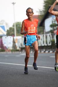 BIB: 21039
                            <button type="button" onclick="openModal(11227394)" class="btn btn-primary btn-sm float-right btn-popup" data-toggle="modal" data-target=".modal-high-quality">
                        <i class="fas fa-shopping-cart"></i> Add to Cart
                    </button>
                                            <button type="button" onclick="isThisMe(11227394, true)" class="btn btn-success btn-sm float-right btn-popup btn-isme hidden" data-toggle="tooltip" data-placement="bottom" title="นี่คือรูปของคุณใช่ไหม คลิกที่นี่เพื่อเอาเข้าอัลบั้ม">
                        <i class="fas fa-plus"></i> Add to album
                    </button>
                    <button type="button" onclick="isThisMe(11227394, false)" class="btn btn-warning btn-sm float-right btn-popup btn-isnotme hidden">
                        <i class="fas fa-ban"></i> Remove from album
                    </button>