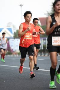 BIB: 390, 20471, 280
                            <button type="button" onclick="openModal(11228323)" class="btn btn-primary btn-sm float-right btn-popup" data-toggle="modal" data-target=".modal-high-quality">
                        <i class="fas fa-shopping-cart"></i> Add to Cart
                    </button>
                                            <button type="button" onclick="isThisMe(11228323, true)" class="btn btn-success btn-sm float-right btn-popup btn-isme hidden" data-toggle="tooltip" data-placement="bottom" title="นี่คือรูปของคุณใช่ไหม คลิกที่นี่เพื่อเอาเข้าอัลบั้ม">
                        <i class="fas fa-plus"></i> Add to album
                    </button>
                    <button type="button" onclick="isThisMe(11228323, false)" class="btn btn-warning btn-sm float-right btn-popup btn-isnotme hidden">
                        <i class="fas fa-ban"></i> Remove from album
                    </button>