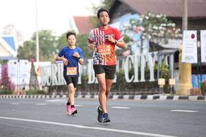 BIB: 26578, 20297
                            <button type="button" onclick="openModal(11234097)" class="btn btn-primary btn-sm float-right btn-popup" data-toggle="modal" data-target=".modal-high-quality">
                        <i class="fas fa-shopping-cart"></i> Add to Cart
                    </button>
                                            <button type="button" onclick="isThisMe(11234097, true)" class="btn btn-success btn-sm float-right btn-popup btn-isme hidden" data-toggle="tooltip" data-placement="bottom" title="นี่คือรูปของคุณใช่ไหม คลิกที่นี่เพื่อเอาเข้าอัลบั้ม">
                        <i class="fas fa-plus"></i> Add to album
                    </button>
                    <button type="button" onclick="isThisMe(11234097, false)" class="btn btn-warning btn-sm float-right btn-popup btn-isnotme hidden">
                        <i class="fas fa-ban"></i> Remove from album
                    </button>