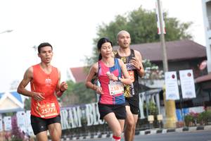 BIB: 23815, 25771, 
                            <button type="button" onclick="openModal(11228947)" class="btn btn-primary btn-sm float-right btn-popup" data-toggle="modal" data-target=".modal-high-quality">
                        <i class="fas fa-shopping-cart"></i> Add to Cart
                    </button>
                                            <button type="button" onclick="isThisMe(11228947, true)" class="btn btn-success btn-sm float-right btn-popup btn-isme hidden" data-toggle="tooltip" data-placement="bottom" title="นี่คือรูปของคุณใช่ไหม คลิกที่นี่เพื่อเอาเข้าอัลบั้ม">
                        <i class="fas fa-plus"></i> Add to album
                    </button>
                    <button type="button" onclick="isThisMe(11228947, false)" class="btn btn-warning btn-sm float-right btn-popup btn-isnotme hidden">
                        <i class="fas fa-ban"></i> Remove from album
                    </button>