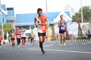 BIB: 26194
                            <button type="button" onclick="openModal(11224418)" class="btn btn-primary btn-sm float-right btn-popup" data-toggle="modal" data-target=".modal-high-quality">
                        <i class="fas fa-shopping-cart"></i> Add to Cart
                    </button>
                                            <button type="button" onclick="isThisMe(11224418, true)" class="btn btn-success btn-sm float-right btn-popup btn-isme hidden" data-toggle="tooltip" data-placement="bottom" title="นี่คือรูปของคุณใช่ไหม คลิกที่นี่เพื่อเอาเข้าอัลบั้ม">
                        <i class="fas fa-plus"></i> Add to album
                    </button>
                    <button type="button" onclick="isThisMe(11224418, false)" class="btn btn-warning btn-sm float-right btn-popup btn-isnotme hidden">
                        <i class="fas fa-ban"></i> Remove from album
                    </button>