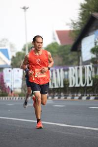 BIB: 204
                            <button type="button" onclick="openModal(11228089)" class="btn btn-primary btn-sm float-right btn-popup" data-toggle="modal" data-target=".modal-high-quality">
                        <i class="fas fa-shopping-cart"></i> Add to Cart
                    </button>
                                            <button type="button" onclick="isThisMe(11228089, true)" class="btn btn-success btn-sm float-right btn-popup btn-isme hidden" data-toggle="tooltip" data-placement="bottom" title="นี่คือรูปของคุณใช่ไหม คลิกที่นี่เพื่อเอาเข้าอัลบั้ม">
                        <i class="fas fa-plus"></i> Add to album
                    </button>
                    <button type="button" onclick="isThisMe(11228089, false)" class="btn btn-warning btn-sm float-right btn-popup btn-isnotme hidden">
                        <i class="fas fa-ban"></i> Remove from album
                    </button>