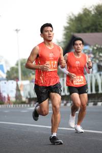 BIB: 1145, 7041
                            <button type="button" onclick="openModal(11228733)" class="btn btn-primary btn-sm float-right btn-popup" data-toggle="modal" data-target=".modal-high-quality">
                        <i class="fas fa-shopping-cart"></i> Add to Cart
                    </button>
                                            <button type="button" onclick="isThisMe(11228733, true)" class="btn btn-success btn-sm float-right btn-popup btn-isme hidden" data-toggle="tooltip" data-placement="bottom" title="นี่คือรูปของคุณใช่ไหม คลิกที่นี่เพื่อเอาเข้าอัลบั้ม">
                        <i class="fas fa-plus"></i> Add to album
                    </button>
                    <button type="button" onclick="isThisMe(11228733, false)" class="btn btn-warning btn-sm float-right btn-popup btn-isnotme hidden">
                        <i class="fas fa-ban"></i> Remove from album
                    </button>