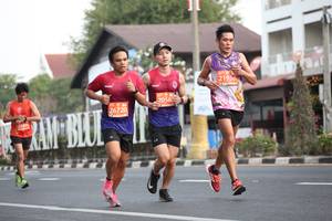 BIB: 21956, 2056, 26720
                            <button type="button" onclick="openModal(11224403)" class="btn btn-primary btn-sm float-right btn-popup" data-toggle="modal" data-target=".modal-high-quality">
                        <i class="fas fa-shopping-cart"></i> Add to Cart
                    </button>
                                            <button type="button" onclick="isThisMe(11224403, true)" class="btn btn-success btn-sm float-right btn-popup btn-isme hidden" data-toggle="tooltip" data-placement="bottom" title="นี่คือรูปของคุณใช่ไหม คลิกที่นี่เพื่อเอาเข้าอัลบั้ม">
                        <i class="fas fa-plus"></i> Add to album
                    </button>
                    <button type="button" onclick="isThisMe(11224403, false)" class="btn btn-warning btn-sm float-right btn-popup btn-isnotme hidden">
                        <i class="fas fa-ban"></i> Remove from album
                    </button>