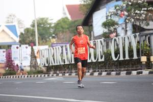 BIB: 26411
                            <button type="button" onclick="openModal(11224692)" class="btn btn-primary btn-sm float-right btn-popup" data-toggle="modal" data-target=".modal-high-quality">
                        <i class="fas fa-shopping-cart"></i> Add to Cart
                    </button>
                                            <button type="button" onclick="isThisMe(11224692, true)" class="btn btn-success btn-sm float-right btn-popup btn-isme hidden" data-toggle="tooltip" data-placement="bottom" title="นี่คือรูปของคุณใช่ไหม คลิกที่นี่เพื่อเอาเข้าอัลบั้ม">
                        <i class="fas fa-plus"></i> Add to album
                    </button>
                    <button type="button" onclick="isThisMe(11224692, false)" class="btn btn-warning btn-sm float-right btn-popup btn-isnotme hidden">
                        <i class="fas fa-ban"></i> Remove from album
                    </button>