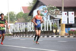 BIB: 44435, 20343
                            <button type="button" onclick="openModal(11234166)" class="btn btn-primary btn-sm float-right btn-popup" data-toggle="modal" data-target=".modal-high-quality">
                        <i class="fas fa-shopping-cart"></i> Add to Cart
                    </button>
                                            <button type="button" onclick="isThisMe(11234166, true)" class="btn btn-success btn-sm float-right btn-popup btn-isme hidden" data-toggle="tooltip" data-placement="bottom" title="นี่คือรูปของคุณใช่ไหม คลิกที่นี่เพื่อเอาเข้าอัลบั้ม">
                        <i class="fas fa-plus"></i> Add to album
                    </button>
                    <button type="button" onclick="isThisMe(11234166, false)" class="btn btn-warning btn-sm float-right btn-popup btn-isnotme hidden">
                        <i class="fas fa-ban"></i> Remove from album
                    </button>