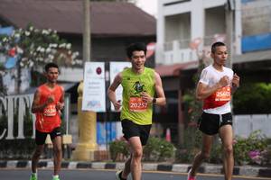 BIB: 25605, 20252, 2626
                            <button type="button" onclick="openModal(11214315)" class="btn btn-primary btn-sm float-right btn-popup" data-toggle="modal" data-target=".modal-high-quality">
                        <i class="fas fa-shopping-cart"></i> Add to Cart
                    </button>
                                            <button type="button" onclick="isThisMe(11214315, true)" class="btn btn-success btn-sm float-right btn-popup btn-isme hidden" data-toggle="tooltip" data-placement="bottom" title="นี่คือรูปของคุณใช่ไหม คลิกที่นี่เพื่อเอาเข้าอัลบั้ม">
                        <i class="fas fa-plus"></i> Add to album
                    </button>
                    <button type="button" onclick="isThisMe(11214315, false)" class="btn btn-warning btn-sm float-right btn-popup btn-isnotme hidden">
                        <i class="fas fa-ban"></i> Remove from album
                    </button>