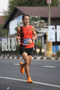 BIB: 444
                            <button type="button" onclick="openModal(11216527)" class="btn btn-primary btn-sm float-right btn-popup" data-toggle="modal" data-target=".modal-high-quality">
                        <i class="fas fa-shopping-cart"></i> Add to Cart
                    </button>
                                            <button type="button" onclick="isThisMe(11216527, true)" class="btn btn-success btn-sm float-right btn-popup btn-isme hidden" data-toggle="tooltip" data-placement="bottom" title="นี่คือรูปของคุณใช่ไหม คลิกที่นี่เพื่อเอาเข้าอัลบั้ม">
                        <i class="fas fa-plus"></i> Add to album
                    </button>
                    <button type="button" onclick="isThisMe(11216527, false)" class="btn btn-warning btn-sm float-right btn-popup btn-isnotme hidden">
                        <i class="fas fa-ban"></i> Remove from album
                    </button>