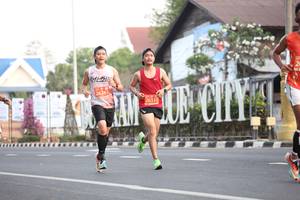 BIB: 26261, 26111
                            <button type="button" onclick="openModal(11234587)" class="btn btn-primary btn-sm float-right btn-popup" data-toggle="modal" data-target=".modal-high-quality">
                        <i class="fas fa-shopping-cart"></i> Add to Cart
                    </button>
                                            <button type="button" onclick="isThisMe(11234587, true)" class="btn btn-success btn-sm float-right btn-popup btn-isme hidden" data-toggle="tooltip" data-placement="bottom" title="นี่คือรูปของคุณใช่ไหม คลิกที่นี่เพื่อเอาเข้าอัลบั้ม">
                        <i class="fas fa-plus"></i> Add to album
                    </button>
                    <button type="button" onclick="isThisMe(11234587, false)" class="btn btn-warning btn-sm float-right btn-popup btn-isnotme hidden">
                        <i class="fas fa-ban"></i> Remove from album
                    </button>