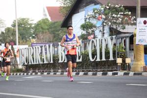 BIB: 22489
                            <button type="button" onclick="openModal(11250396)" class="btn btn-primary btn-sm float-right btn-popup" data-toggle="modal" data-target=".modal-high-quality">
                        <i class="fas fa-shopping-cart"></i> Add to Cart
                    </button>
                                            <button type="button" onclick="isThisMe(11250396, true)" class="btn btn-success btn-sm float-right btn-popup btn-isme hidden" data-toggle="tooltip" data-placement="bottom" title="นี่คือรูปของคุณใช่ไหม คลิกที่นี่เพื่อเอาเข้าอัลบั้ม">
                        <i class="fas fa-plus"></i> Add to album
                    </button>
                    <button type="button" onclick="isThisMe(11250396, false)" class="btn btn-warning btn-sm float-right btn-popup btn-isnotme hidden">
                        <i class="fas fa-ban"></i> Remove from album
                    </button>