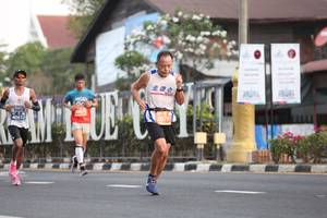 BIB: 40612
                            <button type="button" onclick="openModal(11249882)" class="btn btn-primary btn-sm float-right btn-popup" data-toggle="modal" data-target=".modal-high-quality">
                        <i class="fas fa-shopping-cart"></i> Add to Cart
                    </button>
                                            <button type="button" onclick="isThisMe(11249882, true)" class="btn btn-success btn-sm float-right btn-popup btn-isme hidden" data-toggle="tooltip" data-placement="bottom" title="นี่คือรูปของคุณใช่ไหม คลิกที่นี่เพื่อเอาเข้าอัลบั้ม">
                        <i class="fas fa-plus"></i> Add to album
                    </button>
                    <button type="button" onclick="isThisMe(11249882, false)" class="btn btn-warning btn-sm float-right btn-popup btn-isnotme hidden">
                        <i class="fas fa-ban"></i> Remove from album
                    </button>