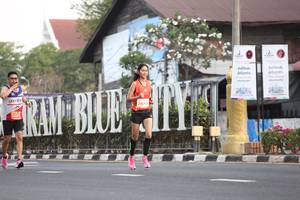 BIB: 28095, 224
                            <button type="button" onclick="openModal(11250308)" class="btn btn-primary btn-sm float-right btn-popup" data-toggle="modal" data-target=".modal-high-quality">
                        <i class="fas fa-shopping-cart"></i> Add to Cart
                    </button>
                                            <button type="button" onclick="isThisMe(11250308, true)" class="btn btn-success btn-sm float-right btn-popup btn-isme hidden" data-toggle="tooltip" data-placement="bottom" title="นี่คือรูปของคุณใช่ไหม คลิกที่นี่เพื่อเอาเข้าอัลบั้ม">
                        <i class="fas fa-plus"></i> Add to album
                    </button>
                    <button type="button" onclick="isThisMe(11250308, false)" class="btn btn-warning btn-sm float-right btn-popup btn-isnotme hidden">
                        <i class="fas fa-ban"></i> Remove from album
                    </button>