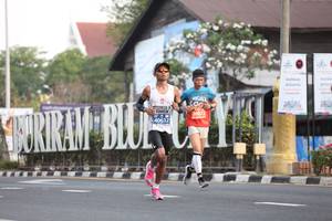 BIB: 20072, 40612
                            <button type="button" onclick="openModal(11249894)" class="btn btn-primary btn-sm float-right btn-popup" data-toggle="modal" data-target=".modal-high-quality">
                        <i class="fas fa-shopping-cart"></i> Add to Cart
                    </button>
                                            <button type="button" onclick="isThisMe(11249894, true)" class="btn btn-success btn-sm float-right btn-popup btn-isme hidden" data-toggle="tooltip" data-placement="bottom" title="นี่คือรูปของคุณใช่ไหม คลิกที่นี่เพื่อเอาเข้าอัลบั้ม">
                        <i class="fas fa-plus"></i> Add to album
                    </button>
                    <button type="button" onclick="isThisMe(11249894, false)" class="btn btn-warning btn-sm float-right btn-popup btn-isnotme hidden">
                        <i class="fas fa-ban"></i> Remove from album
                    </button>