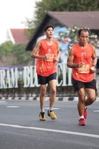 BIB: 321, 80121
                            <button type="button" onclick="openModal(11251413)" class="btn btn-primary btn-sm float-right btn-popup" data-toggle="modal" data-target=".modal-high-quality">
                        <i class="fas fa-shopping-cart"></i> Add to Cart
                    </button>
                                            <button type="button" onclick="isThisMe(11251413, true)" class="btn btn-success btn-sm float-right btn-popup btn-isme hidden" data-toggle="tooltip" data-placement="bottom" title="นี่คือรูปของคุณใช่ไหม คลิกที่นี่เพื่อเอาเข้าอัลบั้ม">
                        <i class="fas fa-plus"></i> Add to album
                    </button>
                    <button type="button" onclick="isThisMe(11251413, false)" class="btn btn-warning btn-sm float-right btn-popup btn-isnotme hidden">
                        <i class="fas fa-ban"></i> Remove from album
                    </button>