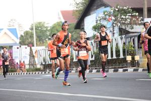 BIB: 27000, 7016, 23280
                            <button type="button" onclick="openModal(11247965)" class="btn btn-primary btn-sm float-right btn-popup" data-toggle="modal" data-target=".modal-high-quality">
                        <i class="fas fa-shopping-cart"></i> Add to Cart
                    </button>
                                            <button type="button" onclick="isThisMe(11247965, true)" class="btn btn-success btn-sm float-right btn-popup btn-isme hidden" data-toggle="tooltip" data-placement="bottom" title="นี่คือรูปของคุณใช่ไหม คลิกที่นี่เพื่อเอาเข้าอัลบั้ม">
                        <i class="fas fa-plus"></i> Add to album
                    </button>
                    <button type="button" onclick="isThisMe(11247965, false)" class="btn btn-warning btn-sm float-right btn-popup btn-isnotme hidden">
                        <i class="fas fa-ban"></i> Remove from album
                    </button>