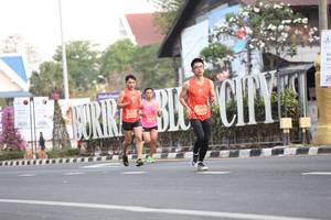 BIB: 2553, 20419
                            <button type="button" onclick="openModal(11248529)" class="btn btn-primary btn-sm float-right btn-popup" data-toggle="modal" data-target=".modal-high-quality">
                        <i class="fas fa-shopping-cart"></i> Add to Cart
                    </button>
                                            <button type="button" onclick="isThisMe(11248529, true)" class="btn btn-success btn-sm float-right btn-popup btn-isme hidden" data-toggle="tooltip" data-placement="bottom" title="นี่คือรูปของคุณใช่ไหม คลิกที่นี่เพื่อเอาเข้าอัลบั้ม">
                        <i class="fas fa-plus"></i> Add to album
                    </button>
                    <button type="button" onclick="isThisMe(11248529, false)" class="btn btn-warning btn-sm float-right btn-popup btn-isnotme hidden">
                        <i class="fas fa-ban"></i> Remove from album
                    </button>