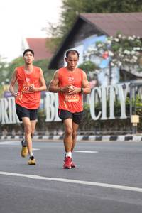 BIB: 273, 80121
                            <button type="button" onclick="openModal(11251393)" class="btn btn-primary btn-sm float-right btn-popup" data-toggle="modal" data-target=".modal-high-quality">
                        <i class="fas fa-shopping-cart"></i> Add to Cart
                    </button>
                                            <button type="button" onclick="isThisMe(11251393, true)" class="btn btn-success btn-sm float-right btn-popup btn-isme hidden" data-toggle="tooltip" data-placement="bottom" title="นี่คือรูปของคุณใช่ไหม คลิกที่นี่เพื่อเอาเข้าอัลบั้ม">
                        <i class="fas fa-plus"></i> Add to album
                    </button>
                    <button type="button" onclick="isThisMe(11251393, false)" class="btn btn-warning btn-sm float-right btn-popup btn-isnotme hidden">
                        <i class="fas fa-ban"></i> Remove from album
                    </button>