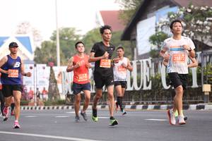 BIB: 25872, 25878, 614, 6504, 20719
                            <button type="button" onclick="openModal(11250471)" class="btn btn-primary btn-sm float-right btn-popup" data-toggle="modal" data-target=".modal-high-quality">
                        <i class="fas fa-shopping-cart"></i> Add to Cart
                    </button>
                                            <button type="button" onclick="isThisMe(11250471, true)" class="btn btn-success btn-sm float-right btn-popup btn-isme hidden" data-toggle="tooltip" data-placement="bottom" title="นี่คือรูปของคุณใช่ไหม คลิกที่นี่เพื่อเอาเข้าอัลบั้ม">
                        <i class="fas fa-plus"></i> Add to album
                    </button>
                    <button type="button" onclick="isThisMe(11250471, false)" class="btn btn-warning btn-sm float-right btn-popup btn-isnotme hidden">
                        <i class="fas fa-ban"></i> Remove from album
                    </button>