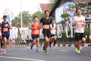 BIB: 25878, 25872, 26504, 20719
                            <button type="button" onclick="openModal(11250525)" class="btn btn-primary btn-sm float-right btn-popup" data-toggle="modal" data-target=".modal-high-quality">
                        <i class="fas fa-shopping-cart"></i> Add to Cart
                    </button>
                                            <button type="button" onclick="isThisMe(11250525, true)" class="btn btn-success btn-sm float-right btn-popup btn-isme hidden" data-toggle="tooltip" data-placement="bottom" title="นี่คือรูปของคุณใช่ไหม คลิกที่นี่เพื่อเอาเข้าอัลบั้ม">
                        <i class="fas fa-plus"></i> Add to album
                    </button>
                    <button type="button" onclick="isThisMe(11250525, false)" class="btn btn-warning btn-sm float-right btn-popup btn-isnotme hidden">
                        <i class="fas fa-ban"></i> Remove from album
                    </button>