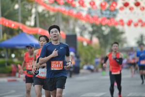 BIB: 21411, 281
                            <button type="button" onclick="openModal(10833215)" class="btn btn-primary btn-sm float-right btn-popup" data-toggle="modal" data-target=".modal-high-quality">
                        <i class="fas fa-shopping-cart"></i> Add to Cart
                    </button>
                                            <button type="button" onclick="isThisMe(10833215, true)" class="btn btn-success btn-sm float-right btn-popup btn-isme hidden" data-toggle="tooltip" data-placement="bottom" title="นี่คือรูปของคุณใช่ไหม คลิกที่นี่เพื่อเอาเข้าอัลบั้ม">
                        <i class="fas fa-plus"></i> Add to album
                    </button>
                    <button type="button" onclick="isThisMe(10833215, false)" class="btn btn-warning btn-sm float-right btn-popup btn-isnotme hidden">
                        <i class="fas fa-ban"></i> Remove from album
                    </button>