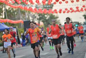 BIB: 21228, 369, 26404, 21253
                            <button type="button" onclick="openModal(10782163)" class="btn btn-primary btn-sm float-right btn-popup" data-toggle="modal" data-target=".modal-high-quality">
                        <i class="fas fa-shopping-cart"></i> Add to Cart
                    </button>
                                            <button type="button" onclick="isThisMe(10782163, true)" class="btn btn-success btn-sm float-right btn-popup btn-isme hidden" data-toggle="tooltip" data-placement="bottom" title="นี่คือรูปของคุณใช่ไหม คลิกที่นี่เพื่อเอาเข้าอัลบั้ม">
                        <i class="fas fa-plus"></i> Add to album
                    </button>
                    <button type="button" onclick="isThisMe(10782163, false)" class="btn btn-warning btn-sm float-right btn-popup btn-isnotme hidden">
                        <i class="fas fa-ban"></i> Remove from album
                    </button>