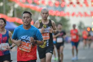 BIB: 0946, 22089, 238
                            <button type="button" onclick="openModal(10816453)" class="btn btn-primary btn-sm float-right btn-popup" data-toggle="modal" data-target=".modal-high-quality">
                        <i class="fas fa-shopping-cart"></i> Add to Cart
                    </button>
                                            <button type="button" onclick="isThisMe(10816453, true)" class="btn btn-success btn-sm float-right btn-popup btn-isme hidden" data-toggle="tooltip" data-placement="bottom" title="นี่คือรูปของคุณใช่ไหม คลิกที่นี่เพื่อเอาเข้าอัลบั้ม">
                        <i class="fas fa-plus"></i> Add to album
                    </button>
                    <button type="button" onclick="isThisMe(10816453, false)" class="btn btn-warning btn-sm float-right btn-popup btn-isnotme hidden">
                        <i class="fas fa-ban"></i> Remove from album
                    </button>