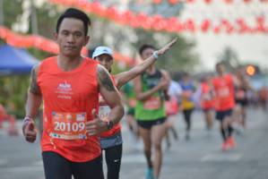 BIB: 20109
                            <button type="button" onclick="openModal(11110654)" class="btn btn-primary btn-sm float-right btn-popup" data-toggle="modal" data-target=".modal-high-quality">
                        <i class="fas fa-shopping-cart"></i> Add to Cart
                    </button>
                                            <button type="button" onclick="isThisMe(11110654, true)" class="btn btn-success btn-sm float-right btn-popup btn-isme hidden" data-toggle="tooltip" data-placement="bottom" title="นี่คือรูปของคุณใช่ไหม คลิกที่นี่เพื่อเอาเข้าอัลบั้ม">
                        <i class="fas fa-plus"></i> Add to album
                    </button>
                    <button type="button" onclick="isThisMe(11110654, false)" class="btn btn-warning btn-sm float-right btn-popup btn-isnotme hidden">
                        <i class="fas fa-ban"></i> Remove from album
                    </button>