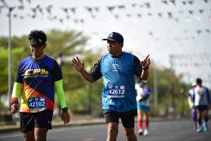 BIB: 42612, 42102
                            <button type="button" onclick="openModal(11229202)" class="btn btn-primary btn-sm float-right btn-popup" data-toggle="modal" data-target=".modal-high-quality">
                        <i class="fas fa-shopping-cart"></i> Add to Cart
                    </button>
                                            <button type="button" onclick="isThisMe(11229202, true)" class="btn btn-success btn-sm float-right btn-popup btn-isme hidden" data-toggle="tooltip" data-placement="bottom" title="นี่คือรูปของคุณใช่ไหม คลิกที่นี่เพื่อเอาเข้าอัลบั้ม">
                        <i class="fas fa-plus"></i> Add to album
                    </button>
                    <button type="button" onclick="isThisMe(11229202, false)" class="btn btn-warning btn-sm float-right btn-popup btn-isnotme hidden">
                        <i class="fas fa-ban"></i> Remove from album
                    </button>