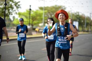 BIB: 41365, 3558, 40324
                            <button type="button" onclick="openModal(11208047)" class="btn btn-primary btn-sm float-right btn-popup" data-toggle="modal" data-target=".modal-high-quality">
                        <i class="fas fa-shopping-cart"></i> Add to Cart
                    </button>
                                            <button type="button" onclick="isThisMe(11208047, true)" class="btn btn-success btn-sm float-right btn-popup btn-isme hidden" data-toggle="tooltip" data-placement="bottom" title="นี่คือรูปของคุณใช่ไหม คลิกที่นี่เพื่อเอาเข้าอัลบั้ม">
                        <i class="fas fa-plus"></i> Add to album
                    </button>
                    <button type="button" onclick="isThisMe(11208047, false)" class="btn btn-warning btn-sm float-right btn-popup btn-isnotme hidden">
                        <i class="fas fa-ban"></i> Remove from album
                    </button>