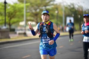 BIB: 1332, 42164
                            <button type="button" onclick="openModal(11069505)" class="btn btn-primary btn-sm float-right btn-popup" data-toggle="modal" data-target=".modal-high-quality">
                        <i class="fas fa-shopping-cart"></i> Add to Cart
                    </button>
                                            <button type="button" onclick="isThisMe(11069505, true)" class="btn btn-success btn-sm float-right btn-popup btn-isme hidden" data-toggle="tooltip" data-placement="bottom" title="นี่คือรูปของคุณใช่ไหม คลิกที่นี่เพื่อเอาเข้าอัลบั้ม">
                        <i class="fas fa-plus"></i> Add to album
                    </button>
                    <button type="button" onclick="isThisMe(11069505, false)" class="btn btn-warning btn-sm float-right btn-popup btn-isnotme hidden">
                        <i class="fas fa-ban"></i> Remove from album
                    </button>