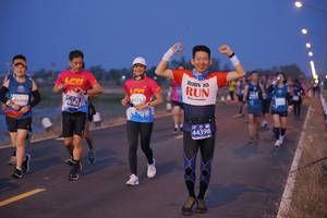 BIB: 43312, 0182, 143408, 44398
                            <button type="button" onclick="openModal(12159373)" class="btn btn-primary btn-sm float-right btn-popup" data-toggle="modal" data-target=".modal-high-quality">
                        <i class="fas fa-shopping-cart"></i> Add to Cart
                    </button>
                                            <button type="button" onclick="isThisMe(12159373, true)" class="btn btn-success btn-sm float-right btn-popup btn-isme hidden" data-toggle="tooltip" data-placement="bottom" title="นี่คือรูปของคุณใช่ไหม คลิกที่นี่เพื่อเอาเข้าอัลบั้ม">
                        <i class="fas fa-plus"></i> Add to album
                    </button>
                    <button type="button" onclick="isThisMe(12159373, false)" class="btn btn-warning btn-sm float-right btn-popup btn-isnotme hidden">
                        <i class="fas fa-ban"></i> Remove from album
                    </button>