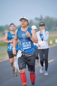 BIB: 51794, 51513
                            <button type="button" onclick="openModal(10529237)" class="btn btn-primary btn-sm float-right btn-popup" data-toggle="modal" data-target=".modal-high-quality">
                        <i class="fas fa-shopping-cart"></i> Add to Cart
                    </button>
                                            <button type="button" onclick="isThisMe(10529237, true)" class="btn btn-success btn-sm float-right btn-popup btn-isme hidden" data-toggle="tooltip" data-placement="bottom" title="นี่คือรูปของคุณใช่ไหม คลิกที่นี่เพื่อเอาเข้าอัลบั้ม">
                        <i class="fas fa-plus"></i> Add to album
                    </button>
                    <button type="button" onclick="isThisMe(10529237, false)" class="btn btn-warning btn-sm float-right btn-popup btn-isnotme hidden">
                        <i class="fas fa-ban"></i> Remove from album
                    </button>