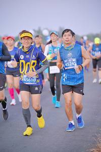 BIB: 45245, 40145, 45610
                            <button type="button" onclick="openModal(11796759)" class="btn btn-primary btn-sm float-right btn-popup" data-toggle="modal" data-target=".modal-high-quality">
                        <i class="fas fa-shopping-cart"></i> Add to Cart
                    </button>
                                            <button type="button" onclick="isThisMe(11796759, true)" class="btn btn-success btn-sm float-right btn-popup btn-isme hidden" data-toggle="tooltip" data-placement="bottom" title="นี่คือรูปของคุณใช่ไหม คลิกที่นี่เพื่อเอาเข้าอัลบั้ม">
                        <i class="fas fa-plus"></i> Add to album
                    </button>
                    <button type="button" onclick="isThisMe(11796759, false)" class="btn btn-warning btn-sm float-right btn-popup btn-isnotme hidden">
                        <i class="fas fa-ban"></i> Remove from album
                    </button>