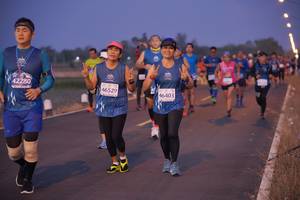 BIB: 42280, 46529, 46403
                            <button type="button" onclick="openModal(12159954)" class="btn btn-primary btn-sm float-right btn-popup" data-toggle="modal" data-target=".modal-high-quality">
                        <i class="fas fa-shopping-cart"></i> Add to Cart
                    </button>
                                            <button type="button" onclick="isThisMe(12159954, true)" class="btn btn-success btn-sm float-right btn-popup btn-isme hidden" data-toggle="tooltip" data-placement="bottom" title="นี่คือรูปของคุณใช่ไหม คลิกที่นี่เพื่อเอาเข้าอัลบั้ม">
                        <i class="fas fa-plus"></i> Add to album
                    </button>
                    <button type="button" onclick="isThisMe(12159954, false)" class="btn btn-warning btn-sm float-right btn-popup btn-isnotme hidden">
                        <i class="fas fa-ban"></i> Remove from album
                    </button>