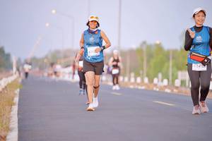 BIB: 033, 547, 0517
                            <button type="button" onclick="openModal(10535936)" class="btn btn-primary btn-sm float-right btn-popup" data-toggle="modal" data-target=".modal-high-quality">
                        <i class="fas fa-shopping-cart"></i> Add to Cart
                    </button>
                                            <button type="button" onclick="isThisMe(10535936, true)" class="btn btn-success btn-sm float-right btn-popup btn-isme hidden" data-toggle="tooltip" data-placement="bottom" title="นี่คือรูปของคุณใช่ไหม คลิกที่นี่เพื่อเอาเข้าอัลบั้ม">
                        <i class="fas fa-plus"></i> Add to album
                    </button>
                    <button type="button" onclick="isThisMe(10535936, false)" class="btn btn-warning btn-sm float-right btn-popup btn-isnotme hidden">
                        <i class="fas fa-ban"></i> Remove from album
                    </button>