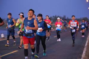 BIB: 160
                            <button type="button" onclick="openModal(12159379)" class="btn btn-primary btn-sm float-right btn-popup" data-toggle="modal" data-target=".modal-high-quality">
                        <i class="fas fa-shopping-cart"></i> Add to Cart
                    </button>
                                            <button type="button" onclick="isThisMe(12159379, true)" class="btn btn-success btn-sm float-right btn-popup btn-isme hidden" data-toggle="tooltip" data-placement="bottom" title="นี่คือรูปของคุณใช่ไหม คลิกที่นี่เพื่อเอาเข้าอัลบั้ม">
                        <i class="fas fa-plus"></i> Add to album
                    </button>
                    <button type="button" onclick="isThisMe(12159379, false)" class="btn btn-warning btn-sm float-right btn-popup btn-isnotme hidden">
                        <i class="fas fa-ban"></i> Remove from album
                    </button>