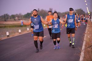BIB: 41295, 45949, 600
                            <button type="button" onclick="openModal(12085700)" class="btn btn-primary btn-sm float-right btn-popup" data-toggle="modal" data-target=".modal-high-quality">
                        <i class="fas fa-shopping-cart"></i> Add to Cart
                    </button>
                                            <button type="button" onclick="isThisMe(12085700, true)" class="btn btn-success btn-sm float-right btn-popup btn-isme hidden" data-toggle="tooltip" data-placement="bottom" title="นี่คือรูปของคุณใช่ไหม คลิกที่นี่เพื่อเอาเข้าอัลบั้ม">
                        <i class="fas fa-plus"></i> Add to album
                    </button>
                    <button type="button" onclick="isThisMe(12085700, false)" class="btn btn-warning btn-sm float-right btn-popup btn-isnotme hidden">
                        <i class="fas fa-ban"></i> Remove from album
                    </button>