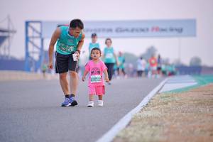 BIB: 50107
                            <button type="button" onclick="openModal(10535882)" class="btn btn-primary btn-sm float-right btn-popup" data-toggle="modal" data-target=".modal-high-quality">
                        <i class="fas fa-shopping-cart"></i> Add to Cart
                    </button>
                                            <button type="button" onclick="isThisMe(10535882, true)" class="btn btn-success btn-sm float-right btn-popup btn-isme hidden" data-toggle="tooltip" data-placement="bottom" title="นี่คือรูปของคุณใช่ไหม คลิกที่นี่เพื่อเอาเข้าอัลบั้ม">
                        <i class="fas fa-plus"></i> Add to album
                    </button>
                    <button type="button" onclick="isThisMe(10535882, false)" class="btn btn-warning btn-sm float-right btn-popup btn-isnotme hidden">
                        <i class="fas fa-ban"></i> Remove from album
                    </button>