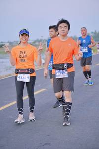 BIB: 520, 52952
                            <button type="button" onclick="openModal(10528048)" class="btn btn-primary btn-sm float-right btn-popup" data-toggle="modal" data-target=".modal-high-quality">
                        <i class="fas fa-shopping-cart"></i> Add to Cart
                    </button>
                                            <button type="button" onclick="isThisMe(10528048, true)" class="btn btn-success btn-sm float-right btn-popup btn-isme hidden" data-toggle="tooltip" data-placement="bottom" title="นี่คือรูปของคุณใช่ไหม คลิกที่นี่เพื่อเอาเข้าอัลบั้ม">
                        <i class="fas fa-plus"></i> Add to album
                    </button>
                    <button type="button" onclick="isThisMe(10528048, false)" class="btn btn-warning btn-sm float-right btn-popup btn-isnotme hidden">
                        <i class="fas fa-ban"></i> Remove from album
                    </button>