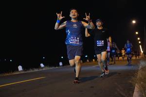 BIB: 42268, 41476, 687
                            <button type="button" onclick="openModal(12483794)" class="btn btn-primary btn-sm float-right btn-popup" data-toggle="modal" data-target=".modal-high-quality">
                        <i class="fas fa-shopping-cart"></i> Add to Cart
                    </button>
                                            <button type="button" onclick="isThisMe(12483794, true)" class="btn btn-success btn-sm float-right btn-popup btn-isme hidden" data-toggle="tooltip" data-placement="bottom" title="นี่คือรูปของคุณใช่ไหม คลิกที่นี่เพื่อเอาเข้าอัลบั้ม">
                        <i class="fas fa-plus"></i> Add to album
                    </button>
                    <button type="button" onclick="isThisMe(12483794, false)" class="btn btn-warning btn-sm float-right btn-popup btn-isnotme hidden">
                        <i class="fas fa-ban"></i> Remove from album
                    </button>