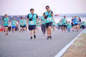 BIB: 52837, 53109
                            <button type="button" onclick="openModal(10535025)" class="btn btn-primary btn-sm float-right btn-popup" data-toggle="modal" data-target=".modal-high-quality">
                        <i class="fas fa-shopping-cart"></i> Add to Cart
                    </button>
                                            <button type="button" onclick="isThisMe(10535025, true)" class="btn btn-success btn-sm float-right btn-popup btn-isme hidden" data-toggle="tooltip" data-placement="bottom" title="นี่คือรูปของคุณใช่ไหม คลิกที่นี่เพื่อเอาเข้าอัลบั้ม">
                        <i class="fas fa-plus"></i> Add to album
                    </button>
                    <button type="button" onclick="isThisMe(10535025, false)" class="btn btn-warning btn-sm float-right btn-popup btn-isnotme hidden">
                        <i class="fas fa-ban"></i> Remove from album
                    </button>