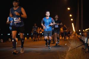 BIB: 40597, 414, 0103, 4813
                            <button type="button" onclick="openModal(12212762)" class="btn btn-primary btn-sm float-right btn-popup" data-toggle="modal" data-target=".modal-high-quality">
                        <i class="fas fa-shopping-cart"></i> Add to Cart
                    </button>
                                            <button type="button" onclick="isThisMe(12212762, true)" class="btn btn-success btn-sm float-right btn-popup btn-isme hidden" data-toggle="tooltip" data-placement="bottom" title="นี่คือรูปของคุณใช่ไหม คลิกที่นี่เพื่อเอาเข้าอัลบั้ม">
                        <i class="fas fa-plus"></i> Add to album
                    </button>
                    <button type="button" onclick="isThisMe(12212762, false)" class="btn btn-warning btn-sm float-right btn-popup btn-isnotme hidden">
                        <i class="fas fa-ban"></i> Remove from album
                    </button>