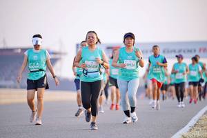 BIB: 50926, 0608, 50044
                            <button type="button" onclick="openModal(10530954)" class="btn btn-primary btn-sm float-right btn-popup" data-toggle="modal" data-target=".modal-high-quality">
                        <i class="fas fa-shopping-cart"></i> Add to Cart
                    </button>
                                            <button type="button" onclick="isThisMe(10530954, true)" class="btn btn-success btn-sm float-right btn-popup btn-isme hidden" data-toggle="tooltip" data-placement="bottom" title="นี่คือรูปของคุณใช่ไหม คลิกที่นี่เพื่อเอาเข้าอัลบั้ม">
                        <i class="fas fa-plus"></i> Add to album
                    </button>
                    <button type="button" onclick="isThisMe(10530954, false)" class="btn btn-warning btn-sm float-right btn-popup btn-isnotme hidden">
                        <i class="fas fa-ban"></i> Remove from album
                    </button>