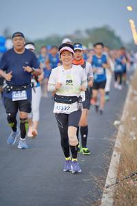 BIB: 53259, 50731, 3136
                            <button type="button" onclick="openModal(10530053)" class="btn btn-primary btn-sm float-right btn-popup" data-toggle="modal" data-target=".modal-high-quality">
                        <i class="fas fa-shopping-cart"></i> Add to Cart
                    </button>
                                            <button type="button" onclick="isThisMe(10530053, true)" class="btn btn-success btn-sm float-right btn-popup btn-isme hidden" data-toggle="tooltip" data-placement="bottom" title="นี่คือรูปของคุณใช่ไหม คลิกที่นี่เพื่อเอาเข้าอัลบั้ม">
                        <i class="fas fa-plus"></i> Add to album
                    </button>
                    <button type="button" onclick="isThisMe(10530053, false)" class="btn btn-warning btn-sm float-right btn-popup btn-isnotme hidden">
                        <i class="fas fa-ban"></i> Remove from album
                    </button>