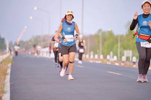 BIB: 50517
                            <button type="button" onclick="openModal(10535943)" class="btn btn-primary btn-sm float-right btn-popup" data-toggle="modal" data-target=".modal-high-quality">
                        <i class="fas fa-shopping-cart"></i> Add to Cart
                    </button>
                                            <button type="button" onclick="isThisMe(10535943, true)" class="btn btn-success btn-sm float-right btn-popup btn-isme hidden" data-toggle="tooltip" data-placement="bottom" title="นี่คือรูปของคุณใช่ไหม คลิกที่นี่เพื่อเอาเข้าอัลบั้ม">
                        <i class="fas fa-plus"></i> Add to album
                    </button>
                    <button type="button" onclick="isThisMe(10535943, false)" class="btn btn-warning btn-sm float-right btn-popup btn-isnotme hidden">
                        <i class="fas fa-ban"></i> Remove from album
                    </button>