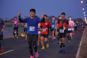 BIB: 4177, 42443, 45238
                            <button type="button" onclick="openModal(12159187)" class="btn btn-primary btn-sm float-right btn-popup" data-toggle="modal" data-target=".modal-high-quality">
                        <i class="fas fa-shopping-cart"></i> Add to Cart
                    </button>
                                            <button type="button" onclick="isThisMe(12159187, true)" class="btn btn-success btn-sm float-right btn-popup btn-isme hidden" data-toggle="tooltip" data-placement="bottom" title="นี่คือรูปของคุณใช่ไหม คลิกที่นี่เพื่อเอาเข้าอัลบั้ม">
                        <i class="fas fa-plus"></i> Add to album
                    </button>
                    <button type="button" onclick="isThisMe(12159187, false)" class="btn btn-warning btn-sm float-right btn-popup btn-isnotme hidden">
                        <i class="fas fa-ban"></i> Remove from album
                    </button>