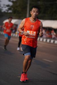 BIB: 0709
                            <button type="button" onclick="openModal(11070904)" class="btn btn-primary btn-sm float-right btn-popup" data-toggle="modal" data-target=".modal-high-quality">
                        <i class="fas fa-shopping-cart"></i> Add to Cart
                    </button>
                                            <button type="button" onclick="isThisMe(11070904, true)" class="btn btn-success btn-sm float-right btn-popup btn-isme hidden" data-toggle="tooltip" data-placement="bottom" title="นี่คือรูปของคุณใช่ไหม คลิกที่นี่เพื่อเอาเข้าอัลบั้ม">
                        <i class="fas fa-plus"></i> Add to album
                    </button>
                    <button type="button" onclick="isThisMe(11070904, false)" class="btn btn-warning btn-sm float-right btn-popup btn-isnotme hidden">
                        <i class="fas fa-ban"></i> Remove from album
                    </button>