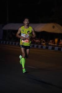 BIB: 096
                            <button type="button" onclick="openModal(10813617)" class="btn btn-primary btn-sm float-right btn-popup" data-toggle="modal" data-target=".modal-high-quality">
                        <i class="fas fa-shopping-cart"></i> Add to Cart
                    </button>
                                            <button type="button" onclick="isThisMe(10813617, true)" class="btn btn-success btn-sm float-right btn-popup btn-isme hidden" data-toggle="tooltip" data-placement="bottom" title="นี่คือรูปของคุณใช่ไหม คลิกที่นี่เพื่อเอาเข้าอัลบั้ม">
                        <i class="fas fa-plus"></i> Add to album
                    </button>
                    <button type="button" onclick="isThisMe(10813617, false)" class="btn btn-warning btn-sm float-right btn-popup btn-isnotme hidden">
                        <i class="fas fa-ban"></i> Remove from album
                    </button>